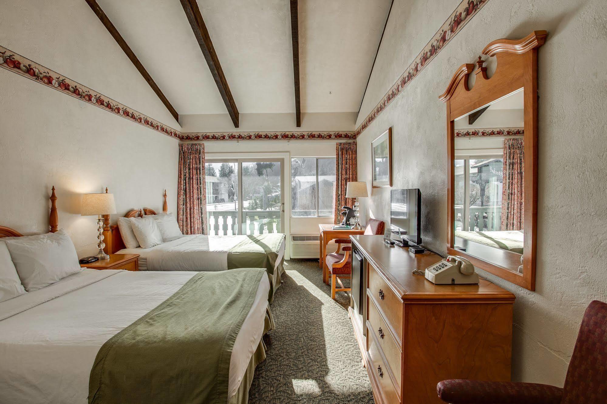 Der Ritterhof Inn Лівенворт Екстер'єр фото